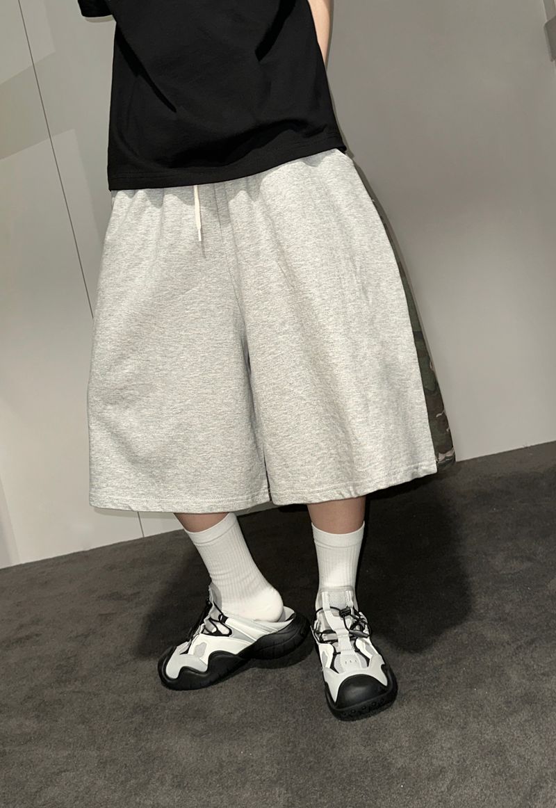 CCORTTI(コルッティ)の「Trans Military Camo Hip Pocket Bermuda Shorts 2color(Pants)」