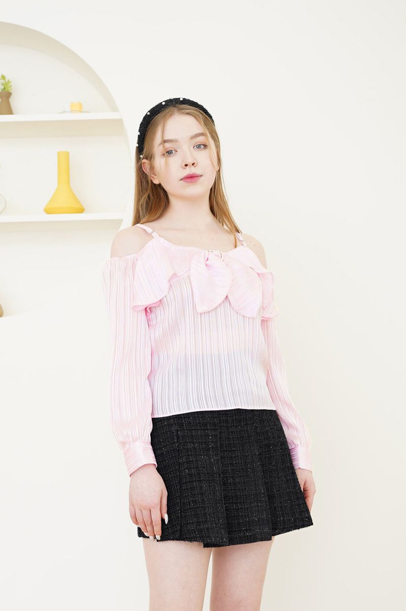 heart ring satin blouse