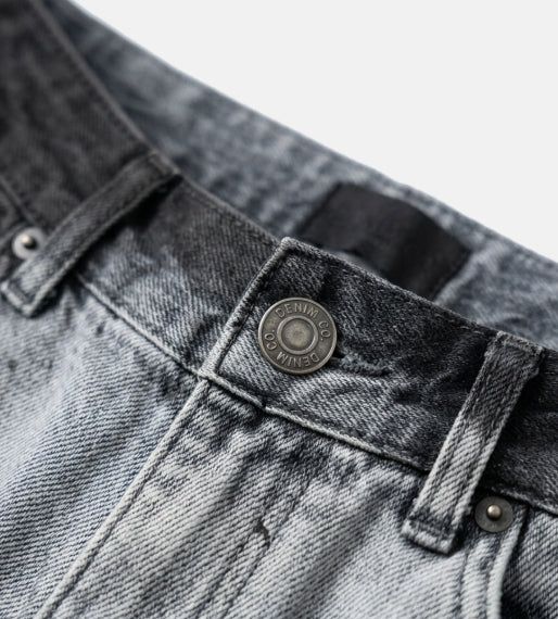 Dirty Spray Balloon Denim