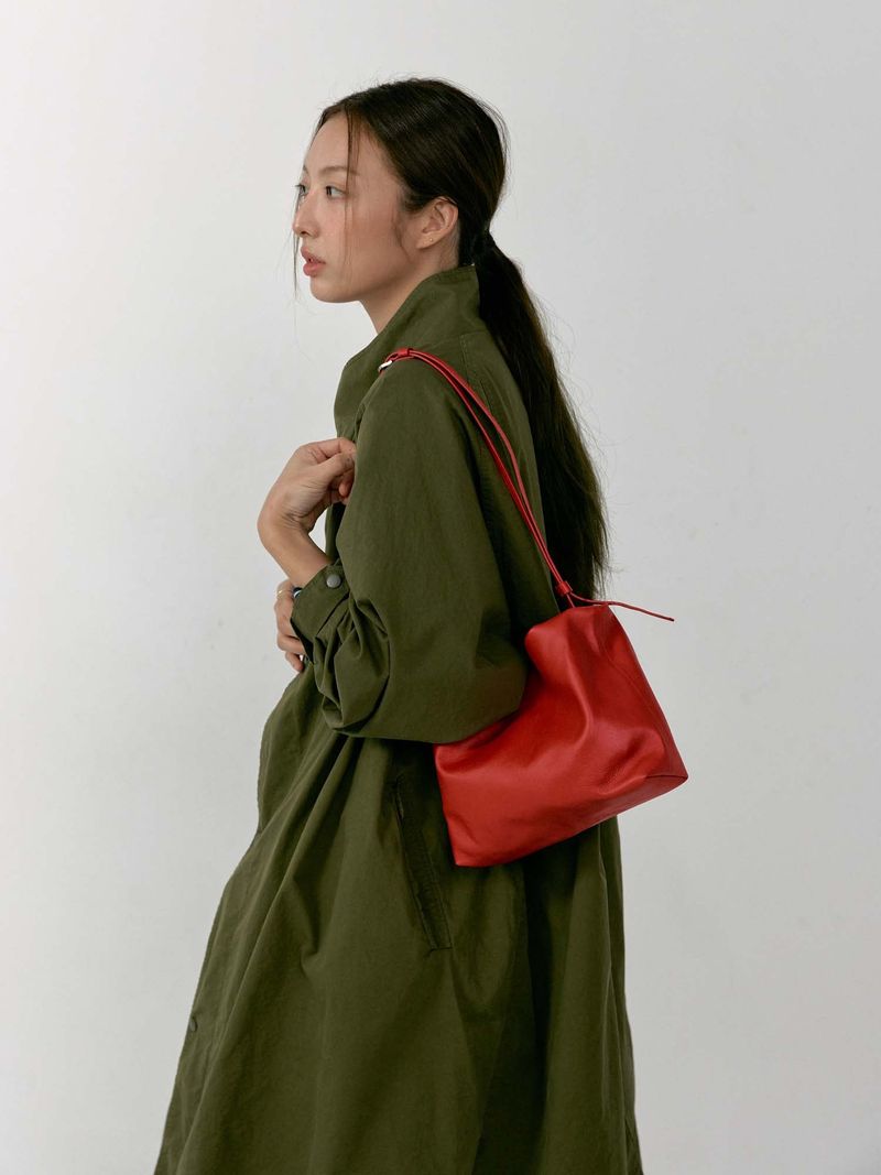 Henry Strap Bag (Red)