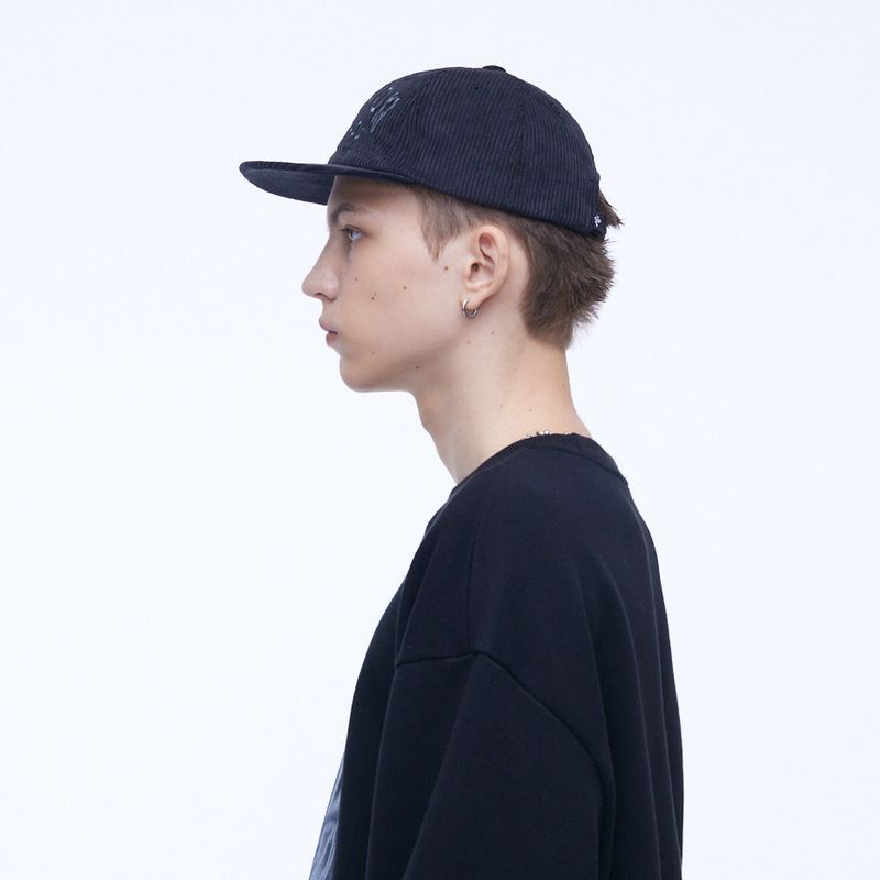 Illusion Corduroy Cap Black