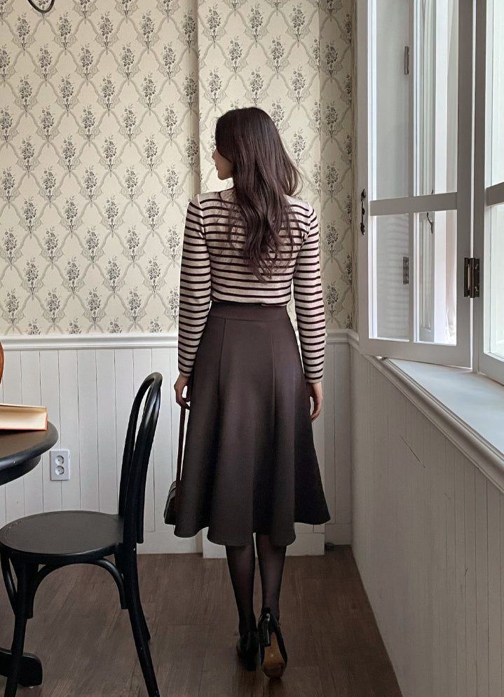Demu Stripe Boat Neck Knit