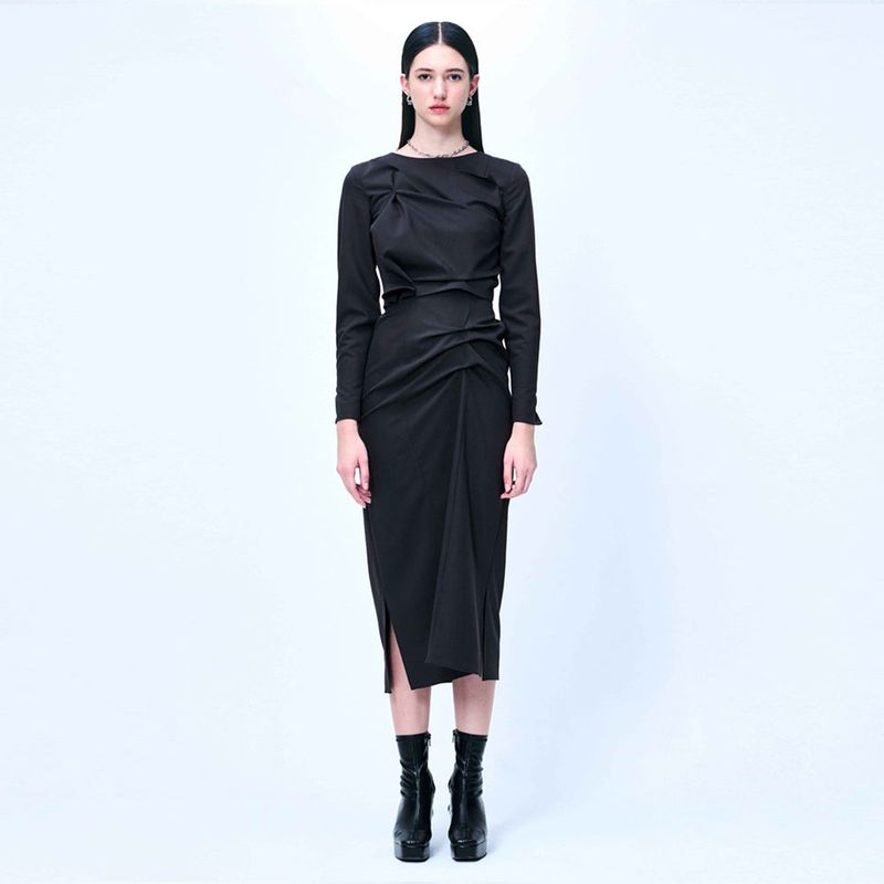 KIMZISU(キムジス)の「DOZI - Long Pierced Dress _ Dark Grey(Dresses)」