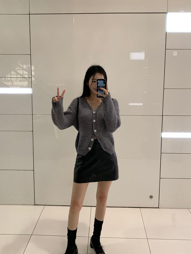 Bullet leather skirt