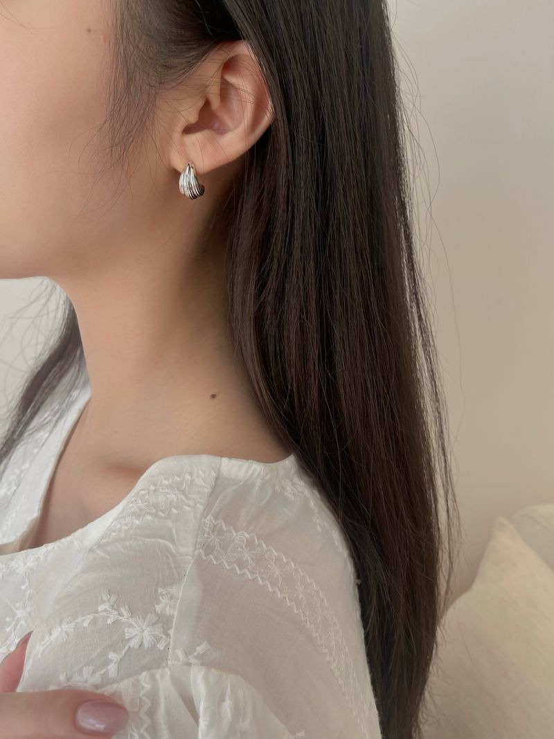 SHELL EARRINGS
