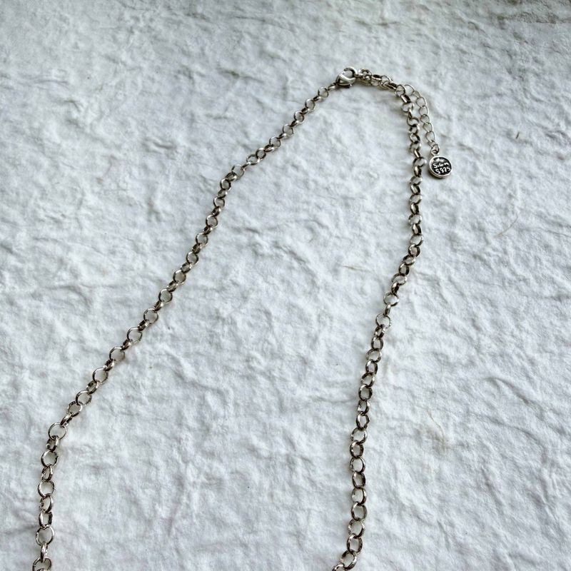 Petal Sequence Necklace