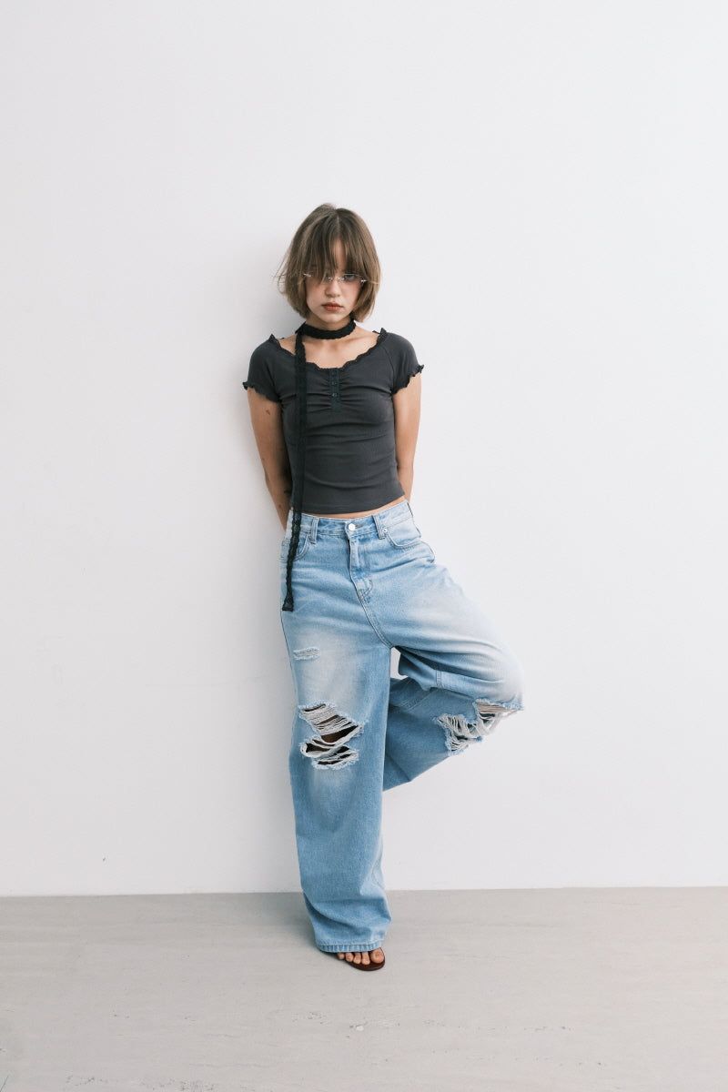 lace sc t (dark grey)