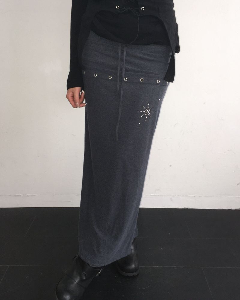 Layered stud long skirt