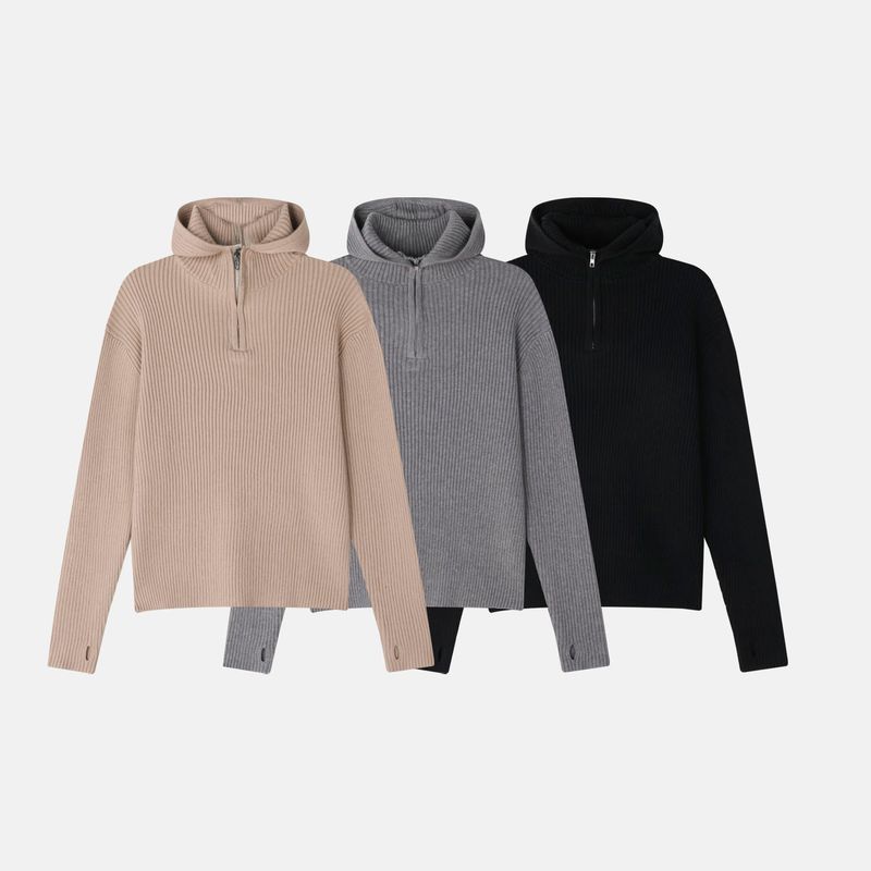 Tail hooded warmer knitwear