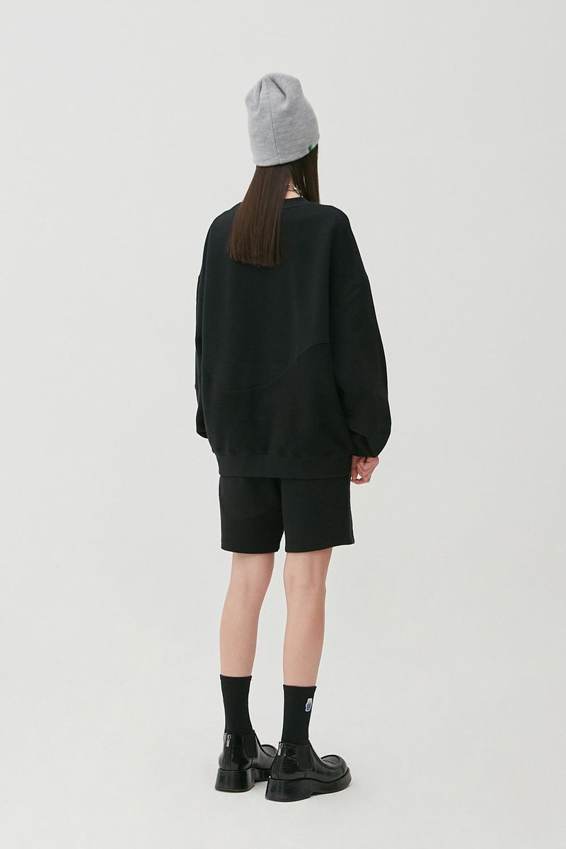 Reverse Bear Patch Shorts_Black
