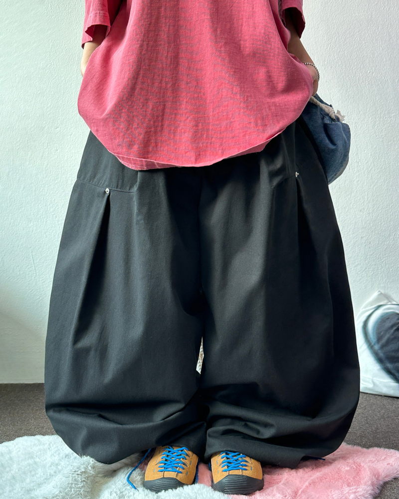 KOREAN/STRING 🩵 STUD RIVET POINT FRONT SLIT OVER HIP BALLOON WIDE LONG PANTS 🩶🖤🩵 - 3 COLORS
