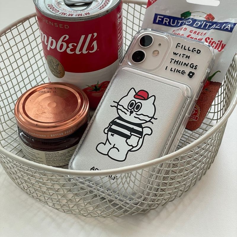 red cap eddy magsafe card wallet