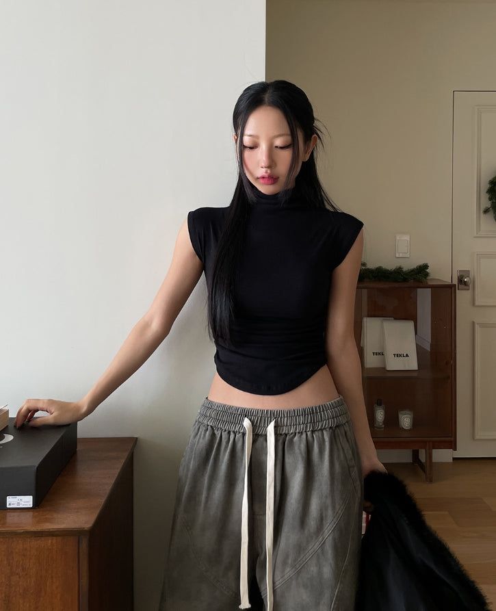 [U-BASIC] Penny brushed shirring cap sleeve half-polar