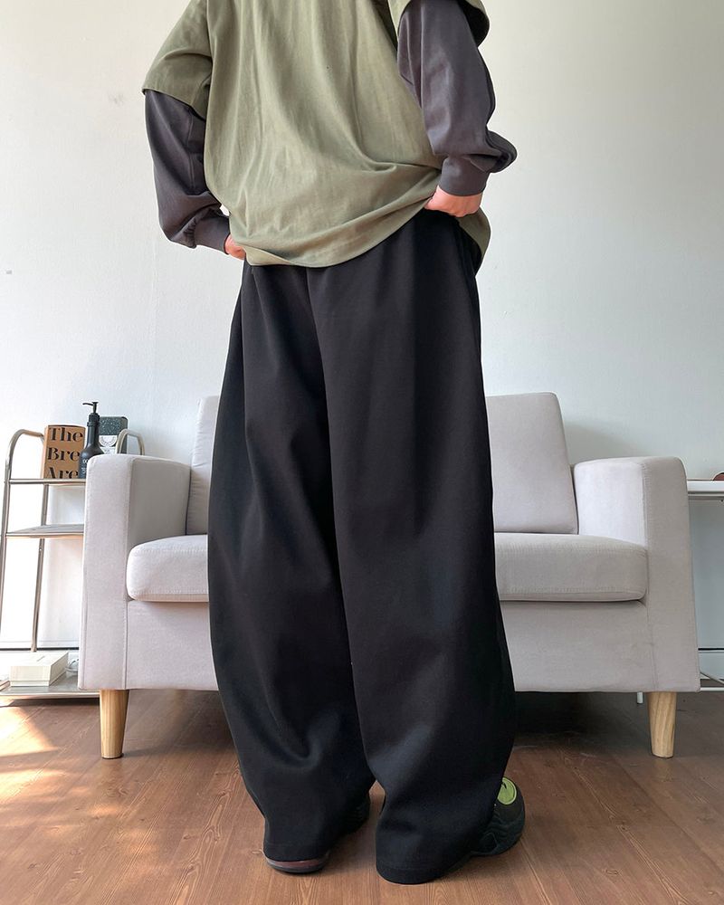 Pintuck Balloon Sweat Pants