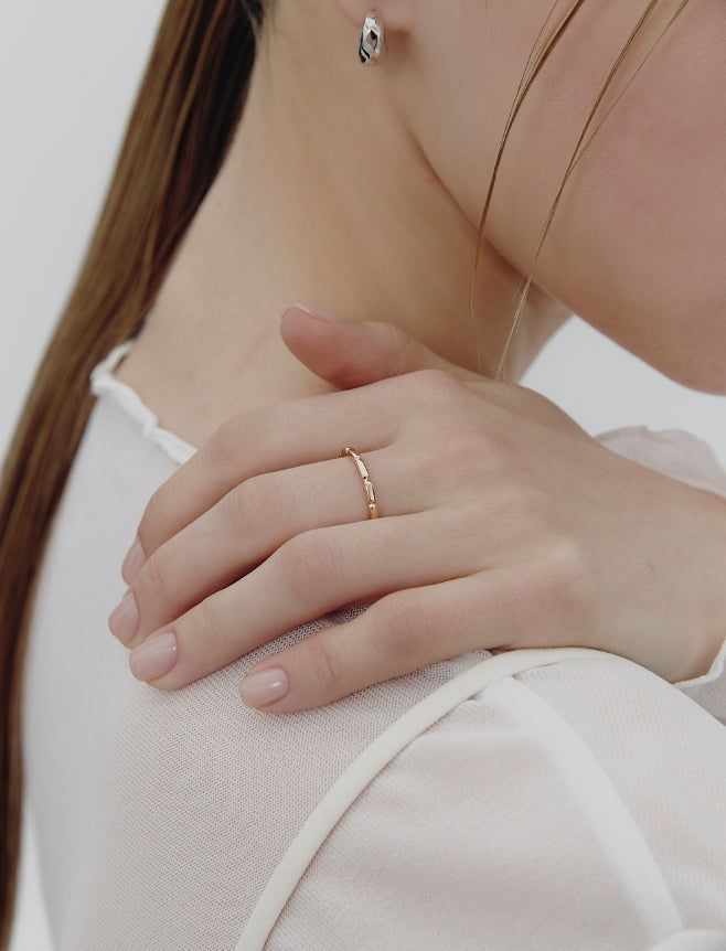 hyeres lor（イエール・ロール）の「26SS★ Ice Block Silver Ring S（Accessories）」