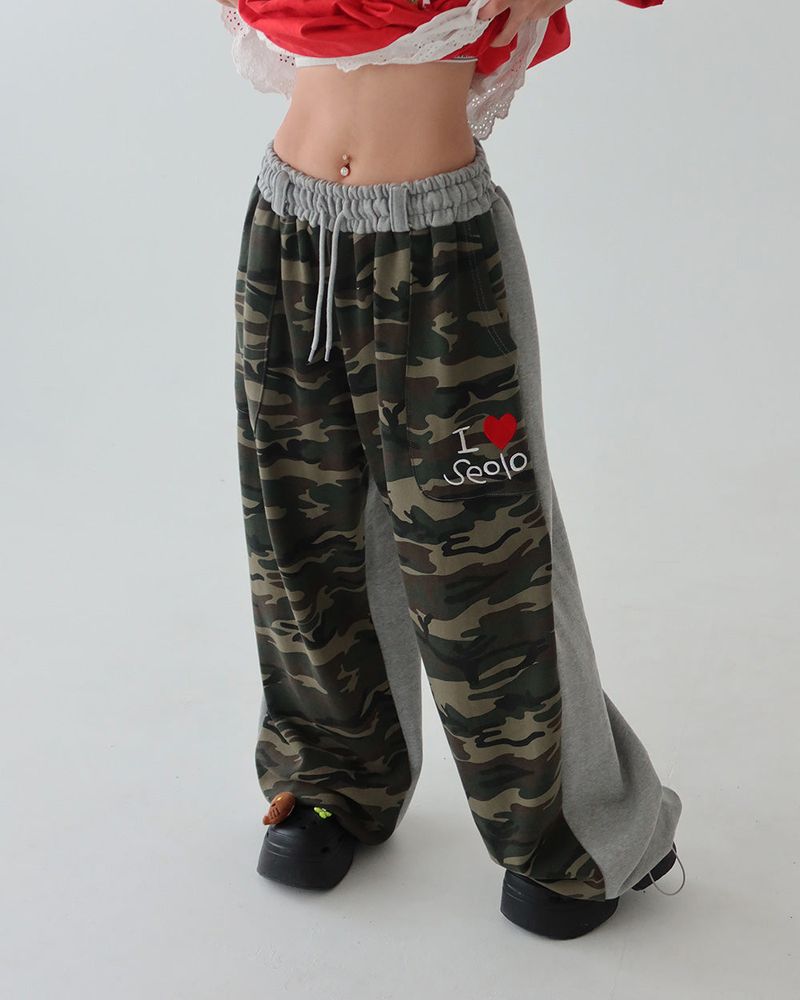 Delight-J(ディライトジェイ)の「I Love Coloring Camo Jogger & Wide Pants(Pants)」