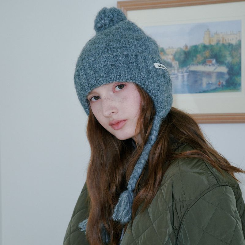 Folded Bell Earflap Beanie (Gray)