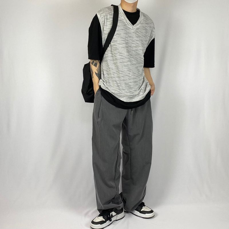 Boucle v neck layered vest