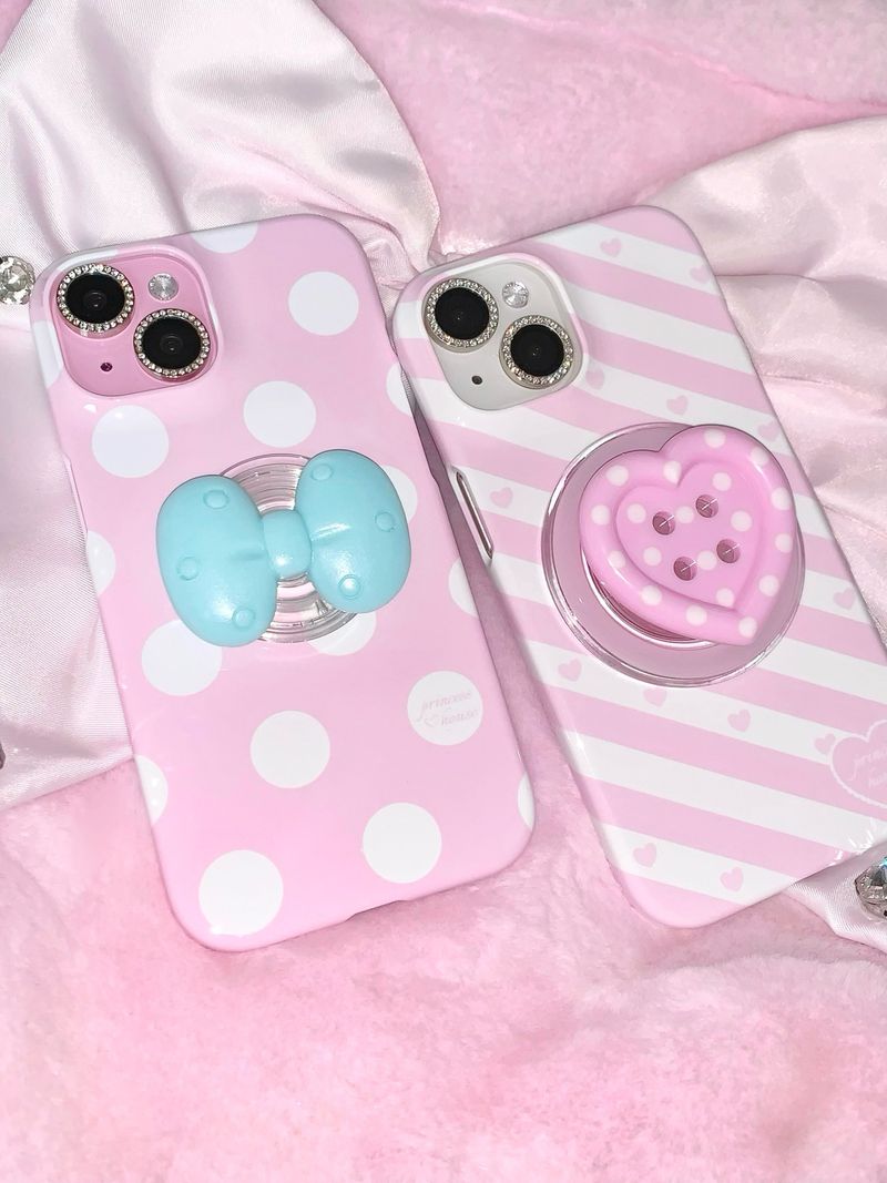 heart button phone grip - pink (stick-on)