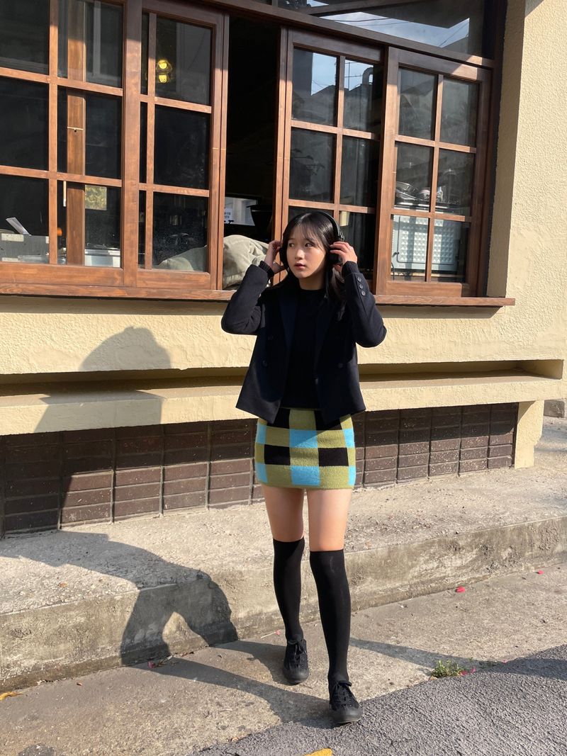 Checkerboard knit mini skirt 