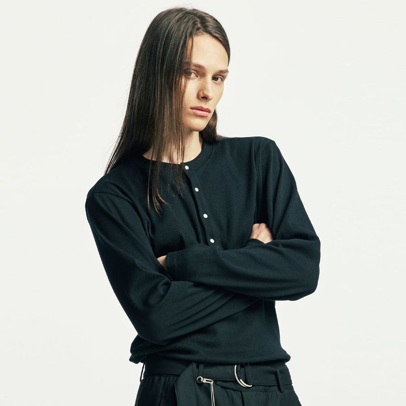 below button-down henry neck long sleeve black