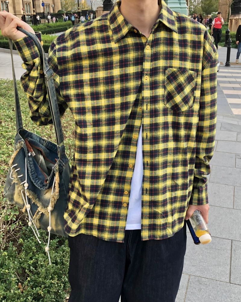 Itzel check overfit shirt