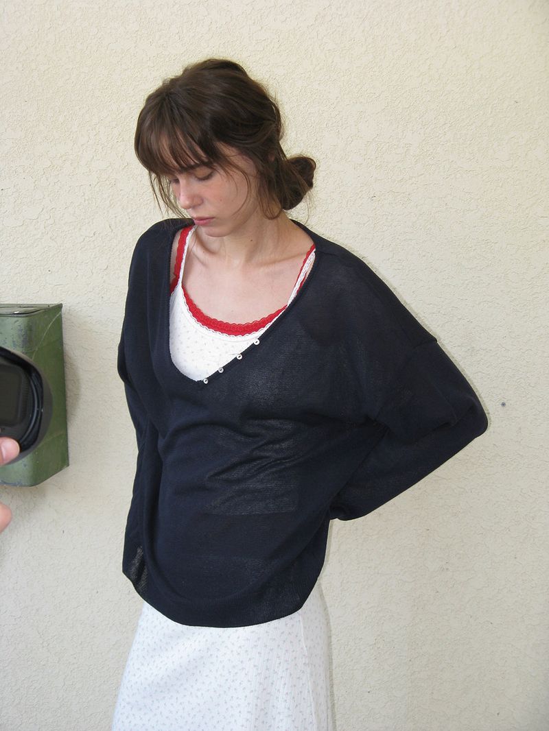 Button v-neck knit_navy