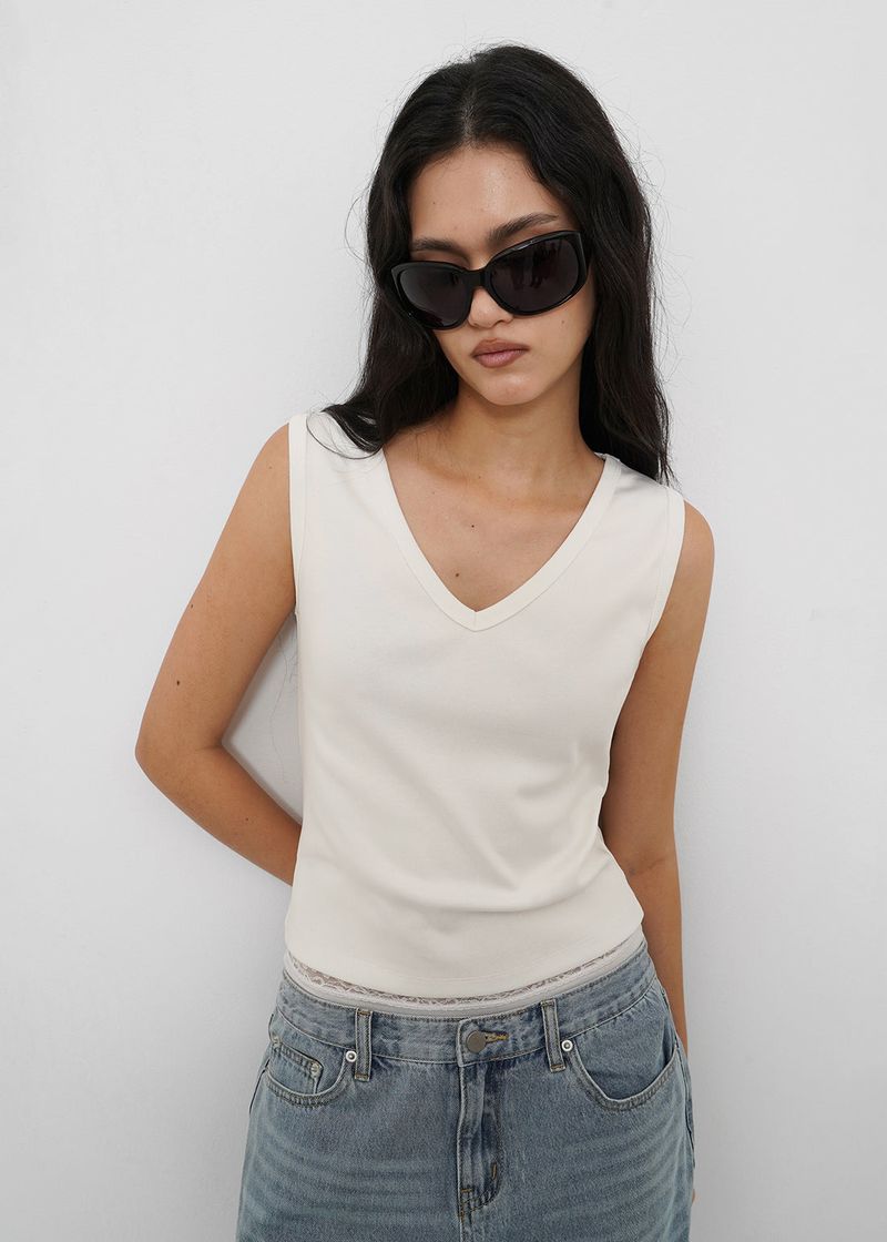 BLACKUP（ブラックアップ）の「[B-BASIC] Tension Standard V-Neck Sleeveless Top (2 SIZE)（Tops）」