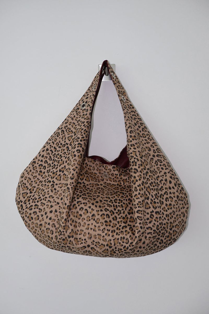 EYELET LEATHER BAG - WINE