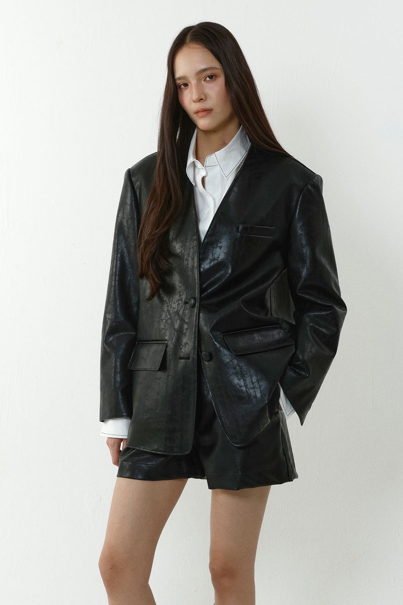 COLLARLESS CRACKED LEATHER JACKET_BLACK