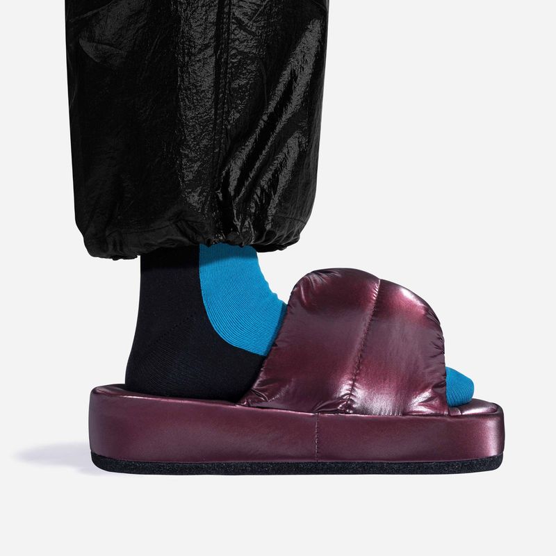  LIGHT CUSHIONED OFFICE & ROOM SHOES_BURGUNDY