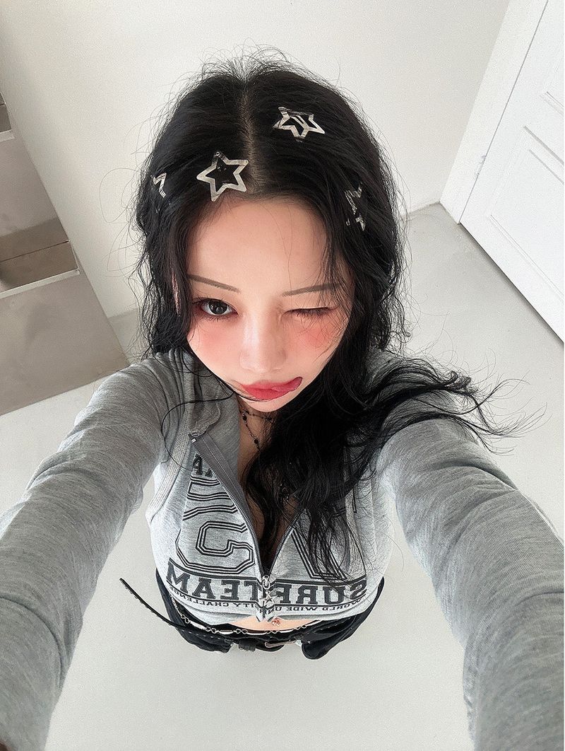 Delight-J（ディライトジェイ）の「Kitchee's セットオブ4チックピン（ヘアアクセサリー）」