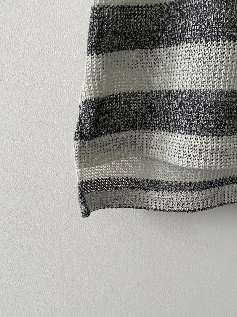 Grunge stripe knit vest