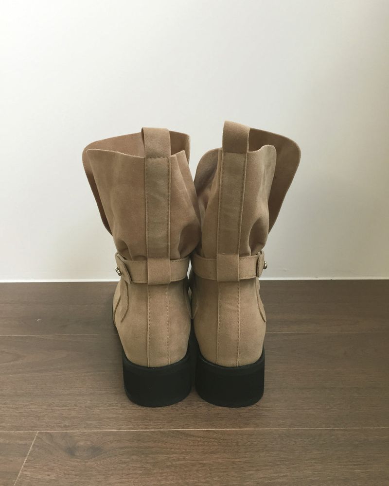 Studded Folding Suede Boots (2color)