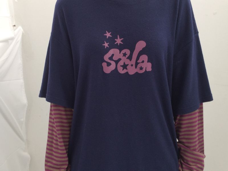 Two-tone fleece striped sleeve