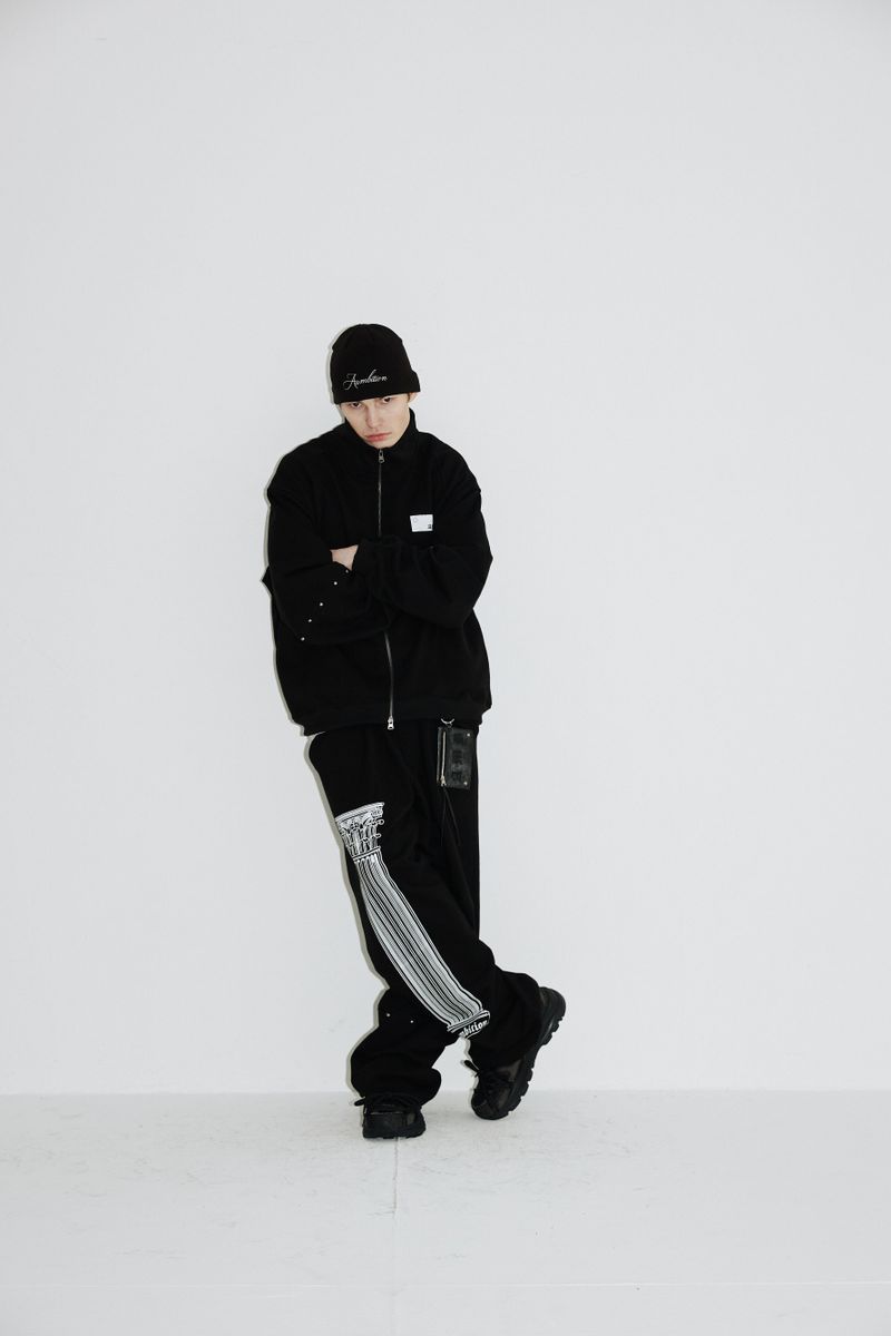 Rivet Wide Sweat Zip-up (Clean-black)