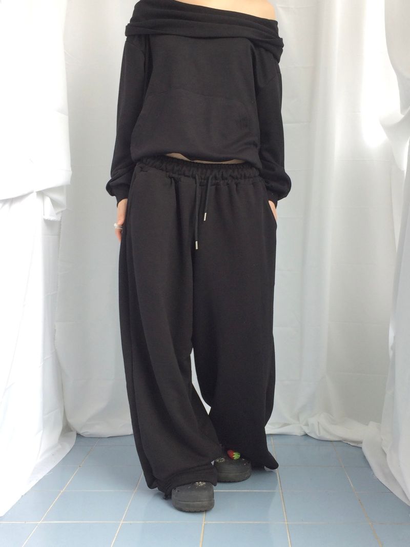 loose fit basic jogger pants