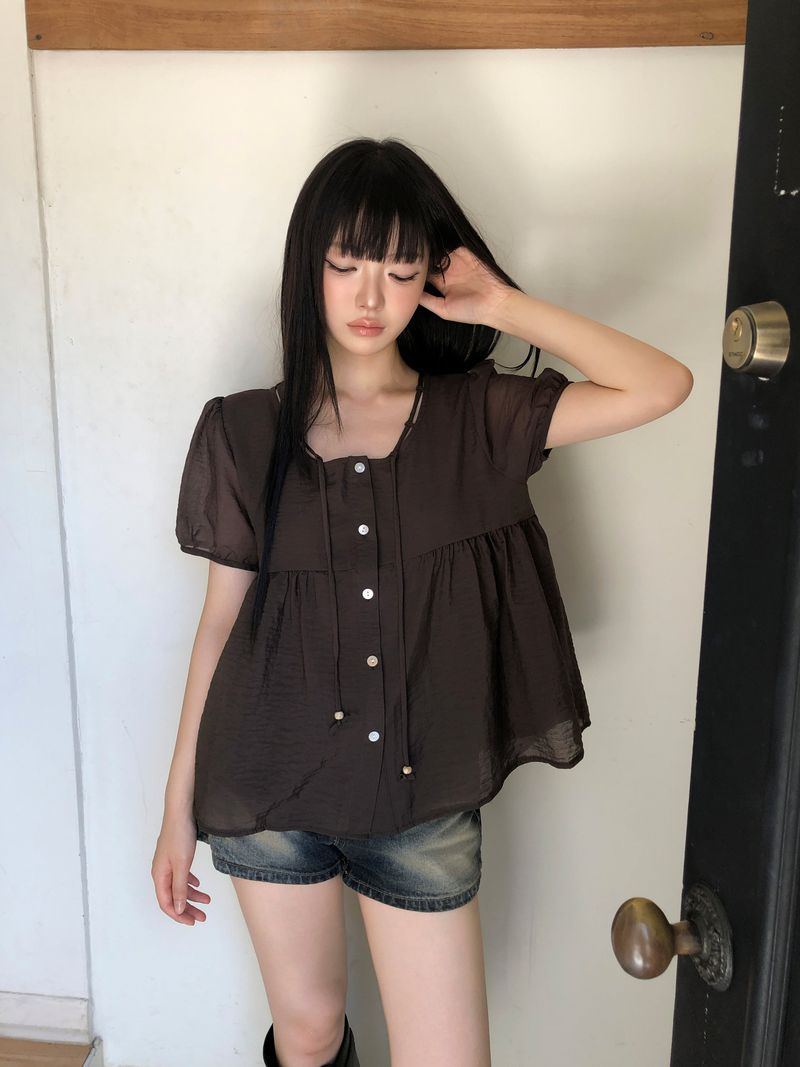 Yoka String Short-Sleeve Blouse