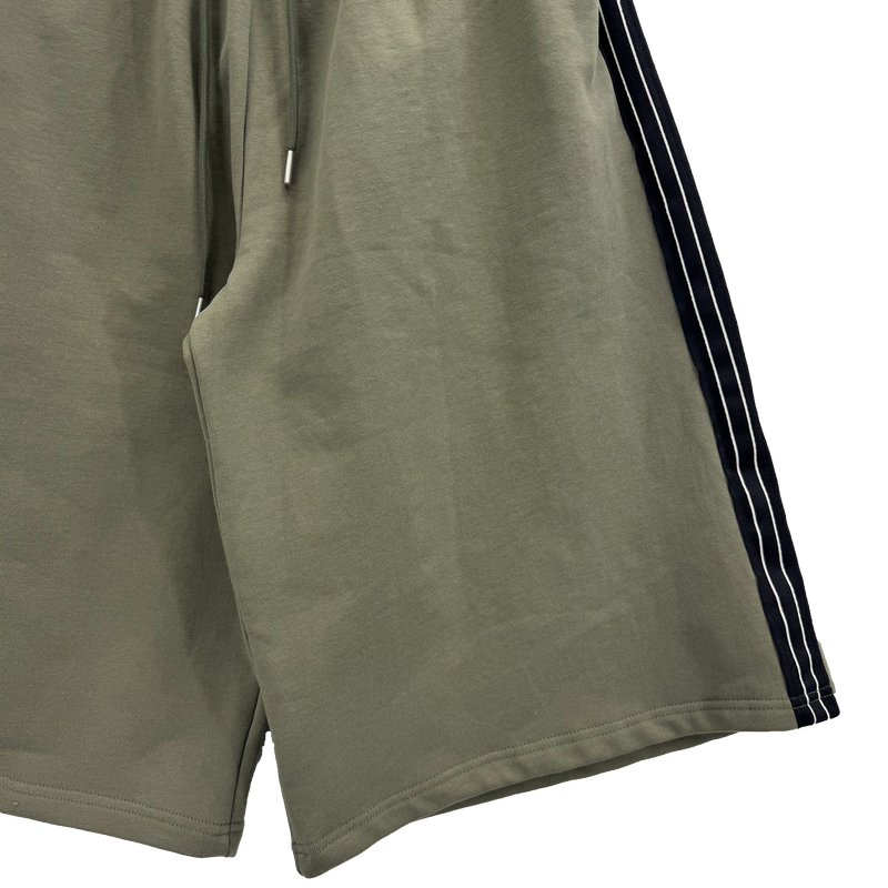 world tape shorts