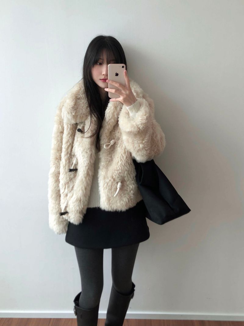 Claude Fur Jacket (2 colors)
