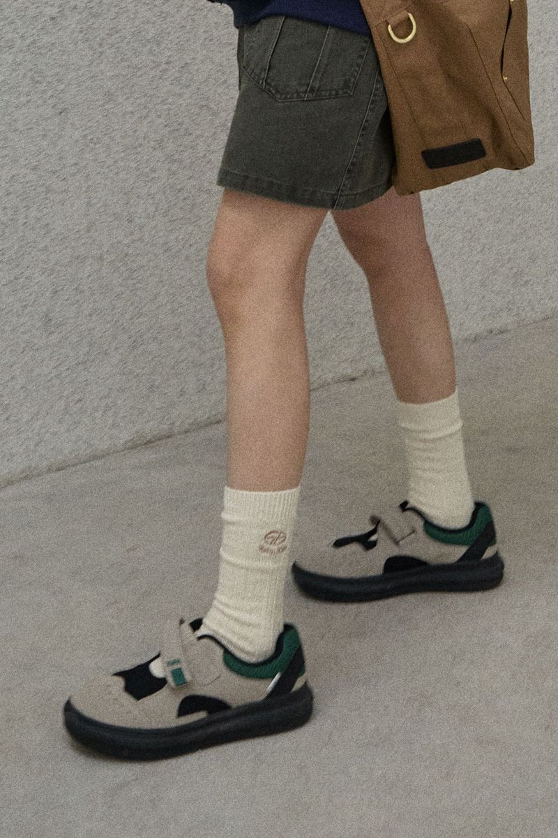 Logo Point Knit Socks