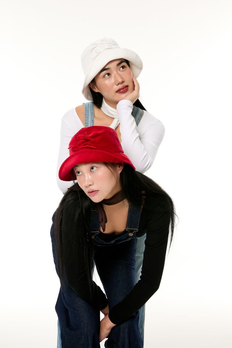 RIBBON VELVET HAT / RED