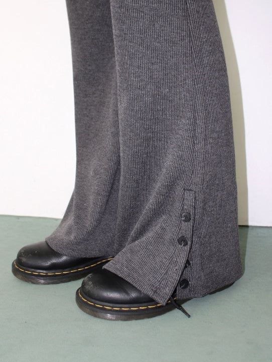 RIBBED BUTTON BOOTCUT PANTS