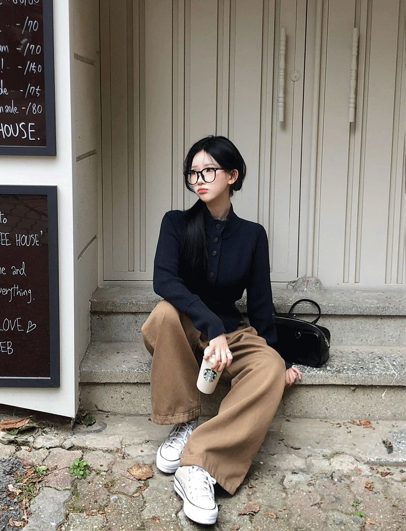 [BELLIDE MADE] semi-high-neck knit cardigan