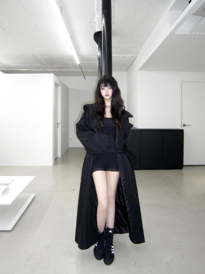 Maxi hood long trench