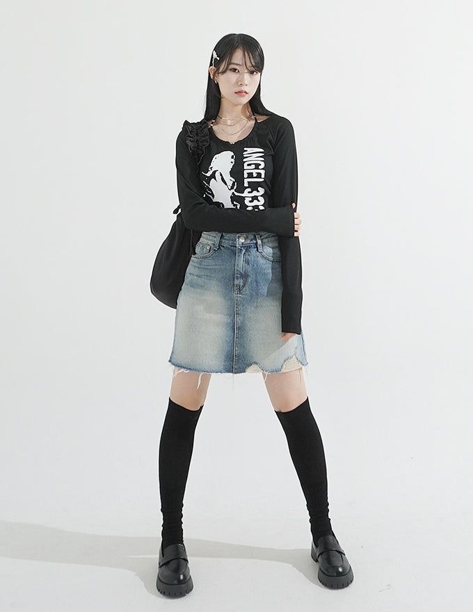 Choker Neck Cropped T-shirt