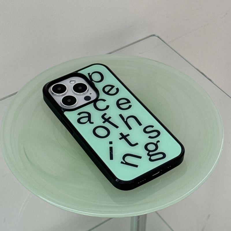 poft（ポフト）の「ガラスバンパーピースオブシングスレタリング メロン（スマホグッズ/小物）」