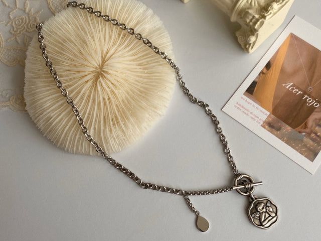 jh Angel Two Way Toggle Bar Necklace