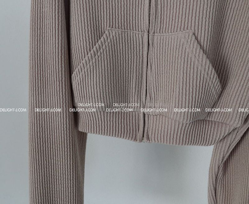 Purifying knitwear Cropped hooded jacket