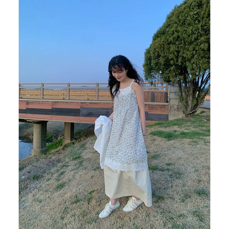 relief flower dress